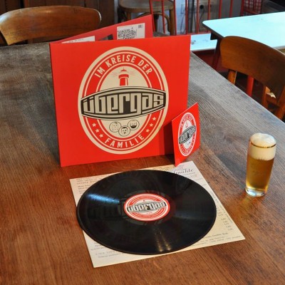 cover-im-kreise-der-familie